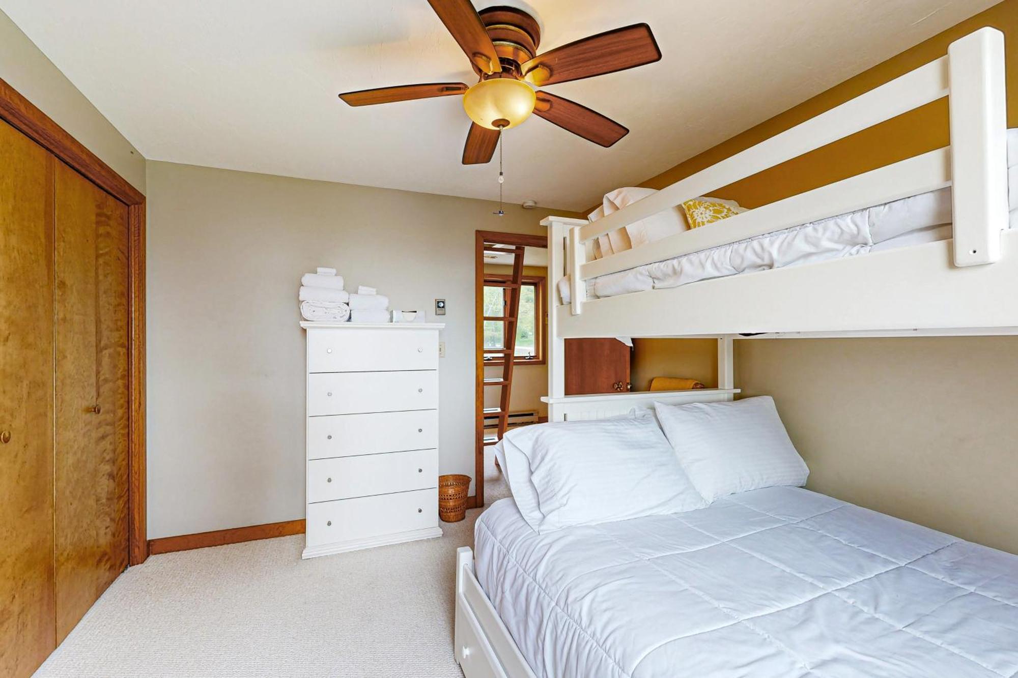 Samoset Condo On Lake Winnipesaukee Gilford Chambre photo